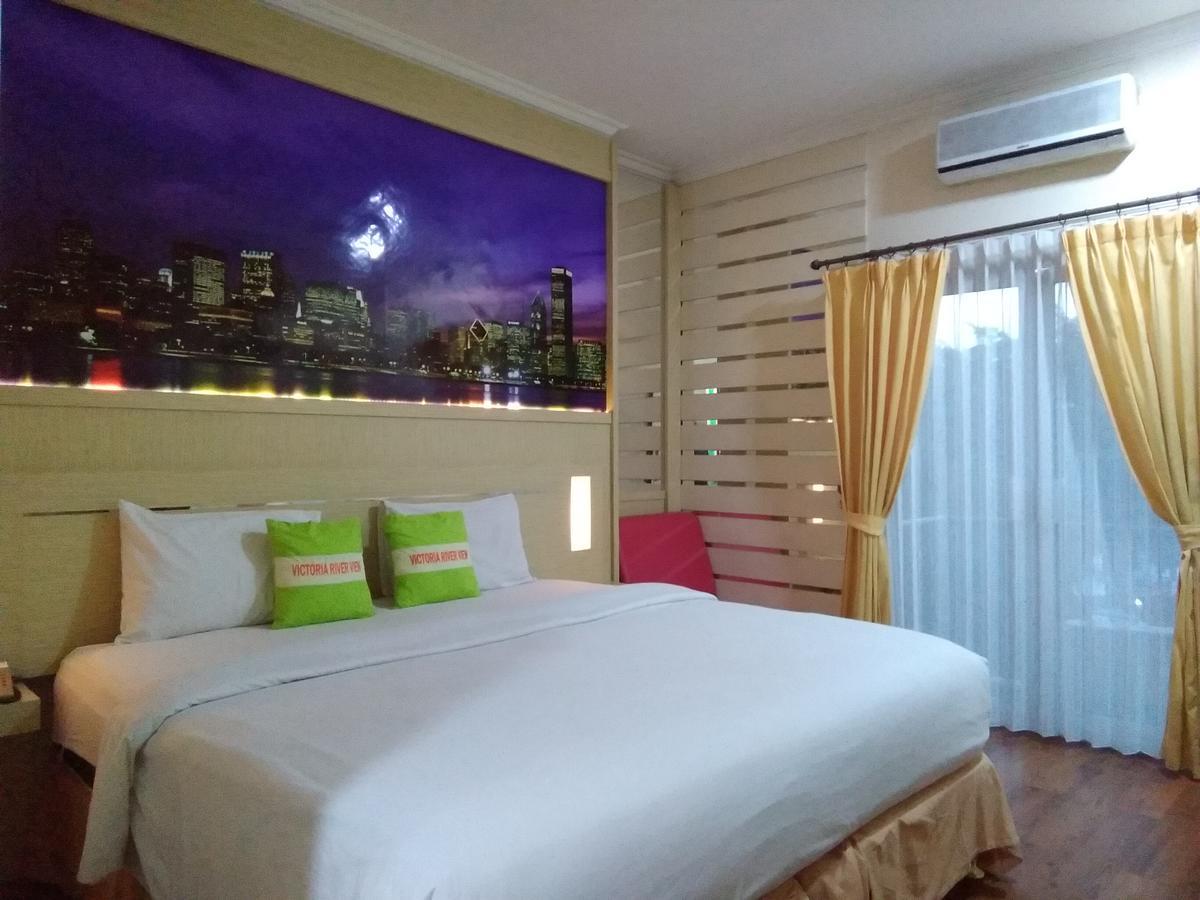 בנג'ארמאסין Hotel Victoria River View מראה חיצוני תמונה